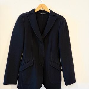 Giorgio Armani Elegant Black Blazer